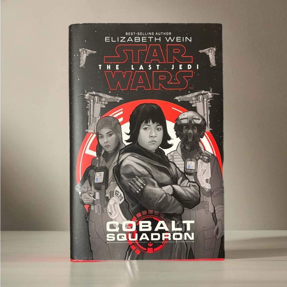 🌺 Star Wars The Last Jedi Cobalt Squadron by Elizabeth Wein